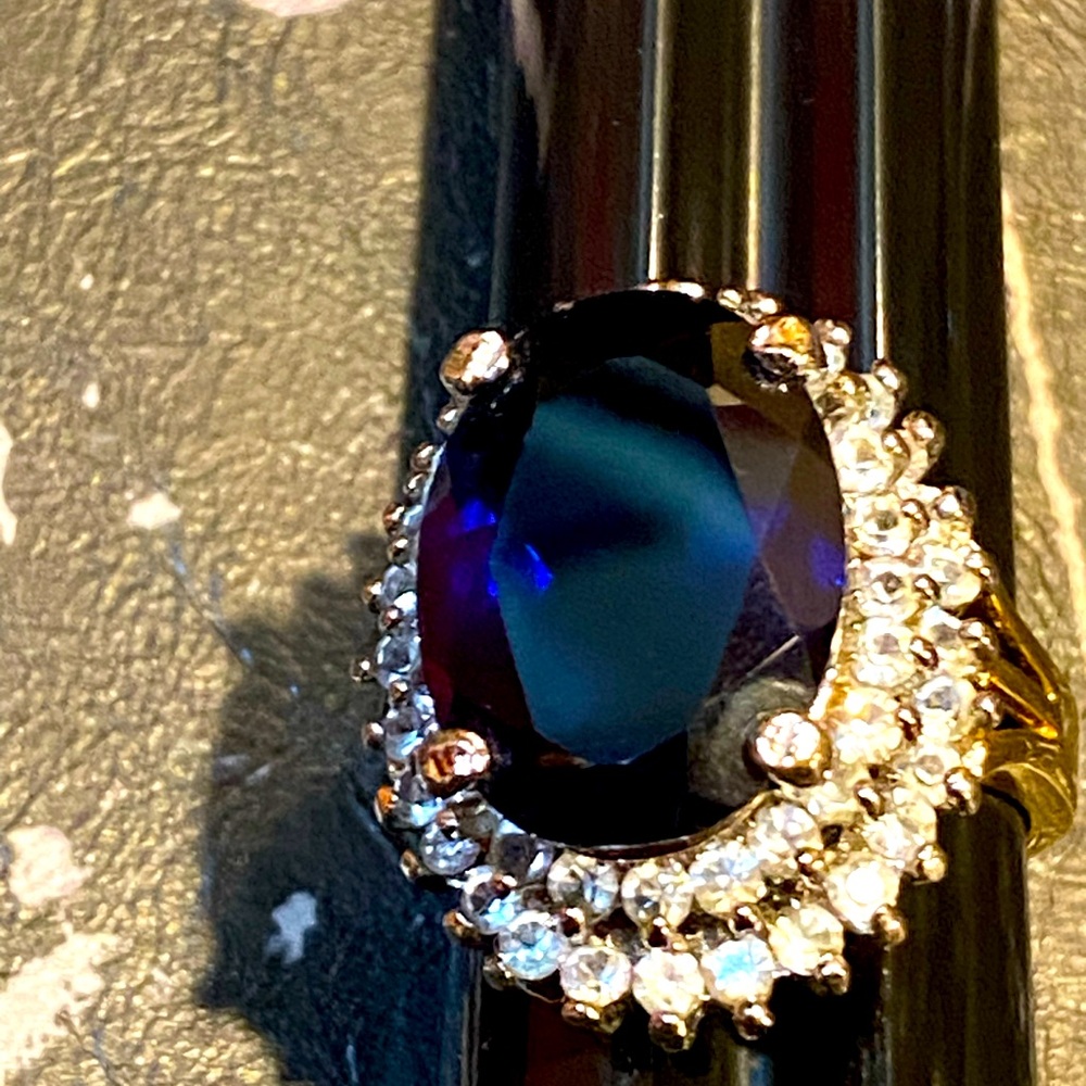Sapphire oval and diamond ring